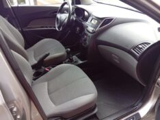 HYUNDAI H20 1.0 COMFORT 2017/2017 ALTERNATIVA VEÍCULOS LAJEADO / Carros no Vale