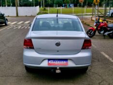 VOLKSWAGEN VOYAGE 1.0 2010/2010 CRUZEIRO MULTIMARCAS CRUZEIRO DO SUL / Carros no Vale