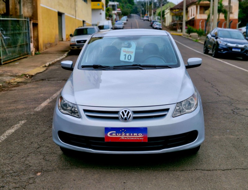 VOLKSWAGEN VOYAGE 1.0 2010/2010 CRUZEIRO MULTIMARCAS CRUZEIRO DO SUL / Carros no Vale VOLKSWAGEN VOYAGE 1.0 2010/2010 CRUZEIRO MULTIMARCAS CRUZEIRO DO SUL / Carros no Vale