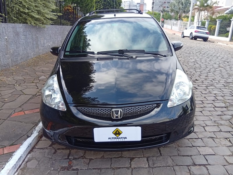 HONDA FIT 1.5 2008/2008 ALTERNATIVA VEÍCULOS LAJEADO / Carros no Vale