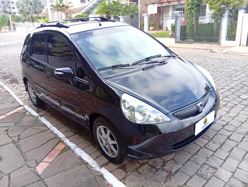 HONDA FIT 1.5 2008/2008 ALTERNATIVA VEÍCULOS LAJEADO / Carros no Vale