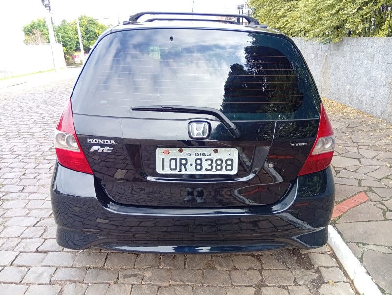 HONDA FIT 1.5 2008/2008 ALTERNATIVA VEÍCULOS LAJEADO / Carros no Vale