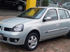 RENAULT CLIO 1.6 PRIVILEGE SEDAN 16V /2009 AUTO SHOW SANTA CRUZ DO SUL / Carros no Vale