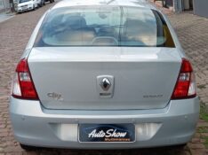 RENAULT CLIO 1.6 PRIVILEGE SEDAN 16V /2009 AUTO SHOW SANTA CRUZ DO SUL / Carros no Vale
