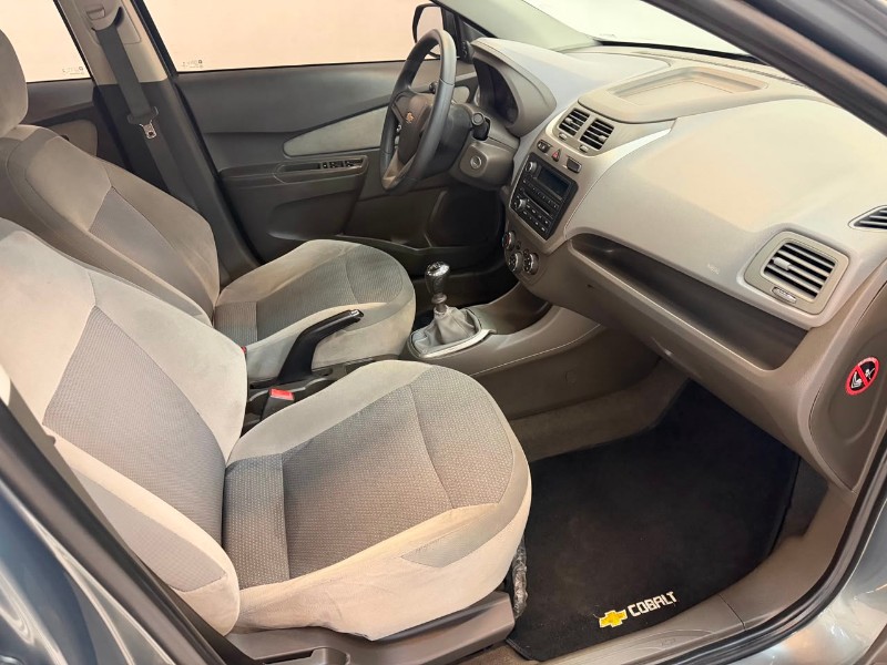 CHEVROLET COBALT 1.4 LTZ 2012/2012 LUCAS AUTOMÓVEIS BOM RETIRO DO SUL / Carros no Vale