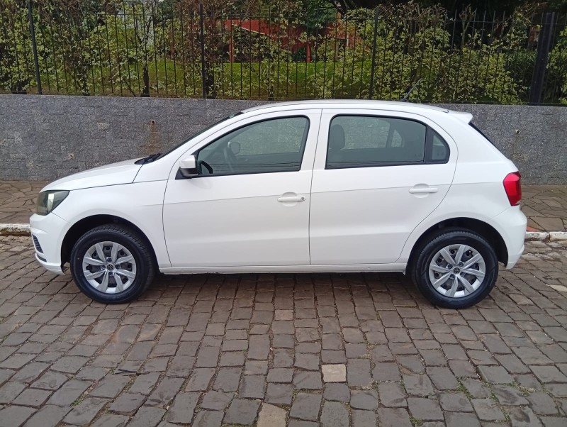 VOLKSWAGEN GOL 1.0 MPI 2022/2023 ALTERNATIVA VEÍCULOS LAJEADO / Carros no Vale