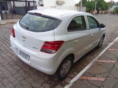 CHEVROLET ONIX 1.0 LT 2016/2016 ALTERNATIVA VEÍCULOS LAJEADO / Carros no Vale