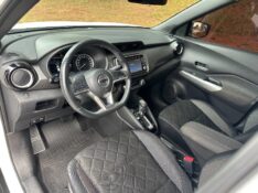 NISSAN KICKS SV 1.6 2017/2017 SÉTIMA VEÍCULOS GUAPORÉ / Carros no Vale