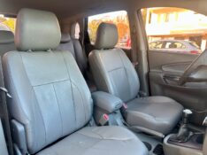 HYUNDAI TUCSON 2.0 2007/2008 SÉTIMA VEÍCULOS GUAPORÉ / Carros no Vale