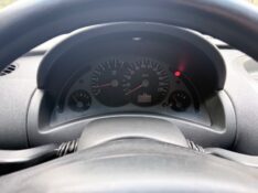 CHEVROLET CORSA SEDAN PREMIUM 1.0 2005/2005 ELY AUTOMÓVEIS LAJEADO / Carros no Vale