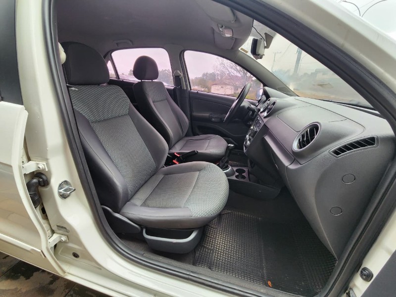 VOLKSWAGEN GOL 1.6 2011/2012 TS VEÍCULOS ANTA GORDA / Carros no Vale VOLKSWAGEN GOL 1.6 2011/2012 TS VEÍCULOS ANTA GORDA / Carros no Vale