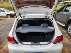 VOLKSWAGEN GOL 1.6 2011/2012 TS VEÍCULOS ANTA GORDA / Carros no Vale