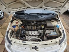 VOLKSWAGEN GOL 1.6 2011/2012 TS VEÍCULOS ANTA GORDA / Carros no Vale