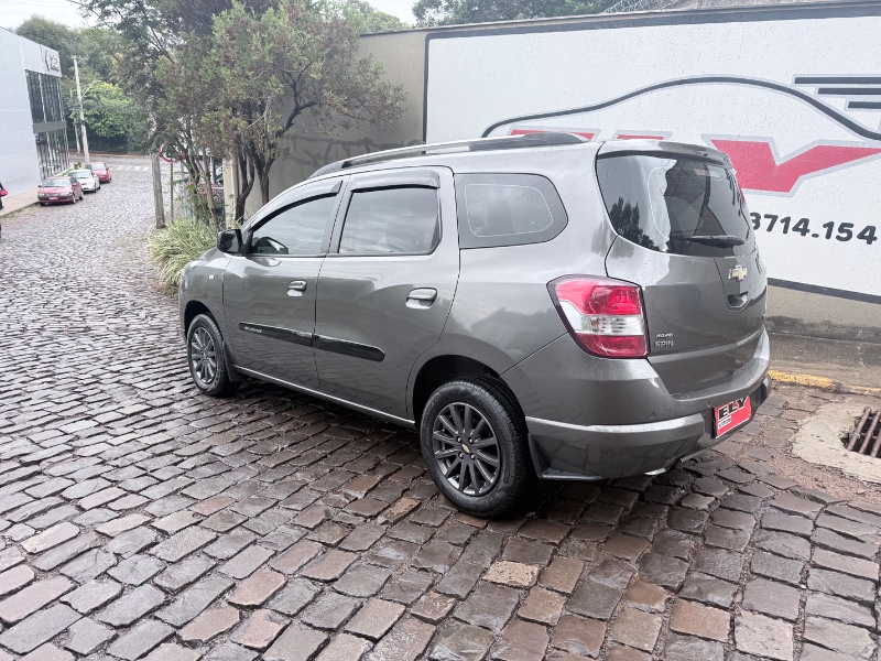 CHEVROLET SPIN 1.8 ADVANTAGE 2014/2014 ELY AUTOMÓVEIS LAJEADO / Carros no Vale