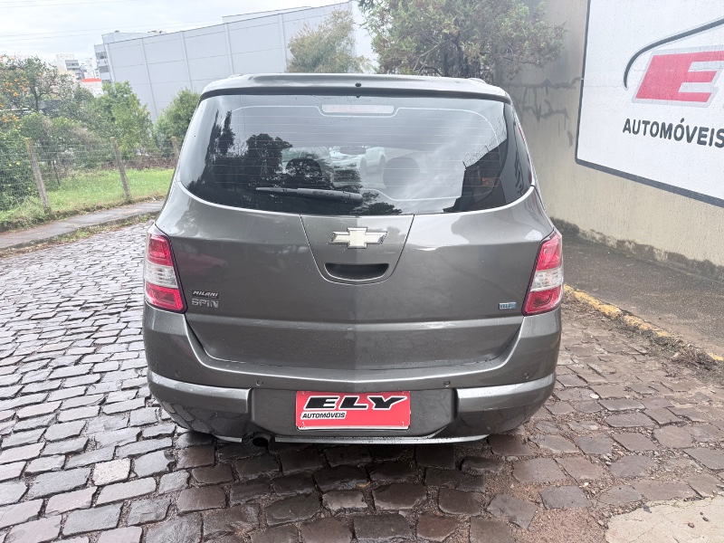 CHEVROLET SPIN 1.8 ADVANTAGE 2014/2014 ELY AUTOMÓVEIS LAJEADO / Carros no Vale