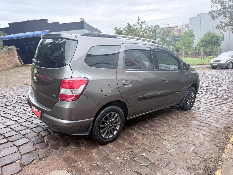 CHEVROLET SPIN 1.8 ADVANTAGE 2014/2014 ELY AUTOMÓVEIS LAJEADO / Carros no Vale