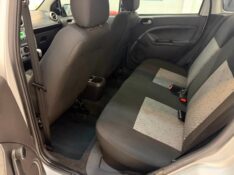 FORD FIESTA 1.6 SE 2014/2014 LUCAS AUTOMÓVEIS BOM RETIRO DO SUL / Carros no Vale