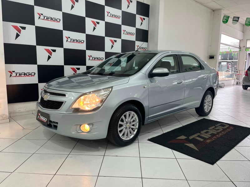CHEVROLET COBALT LTZ 1.8 8V ECONO.FLEX 4P MEC. 2013/2013 TIAGO AUTOMÓVEIS VENÂNCIO AIRES / Carros no Vale