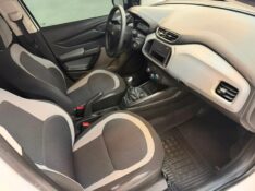 CHEVROLET ONIX 1.0 MT LS 2016/2016 LUCAS AUTOMÓVEIS BOM RETIRO DO SUL / Carros no Vale