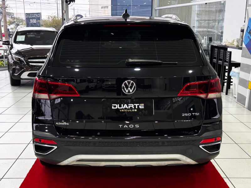 VOLKSWAGEN TAOS HIGHLINE 1.4 250 TSI FLEX AUT. 2022/2022 DUARTE VEÍCULOS PORTO ALEGRE / Carros no Vale VOLKSWAGEN TAOS HIGHLINE 1.4 250 TSI FLEX AUT. 2022/2022 DUARTE VEÍCULOS PORTO ALEGRE / Carros no Vale