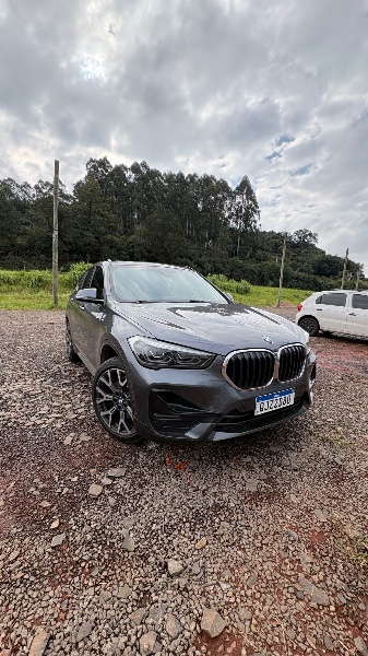BMW X1 2.0 16V TURBO GASOLINA XDRIVE25I SPORT 4P AUTOMÁTICO 2020/2020 RICARDINHO AUTOMÓVEIS MONTENEGRO / Carros no Vale