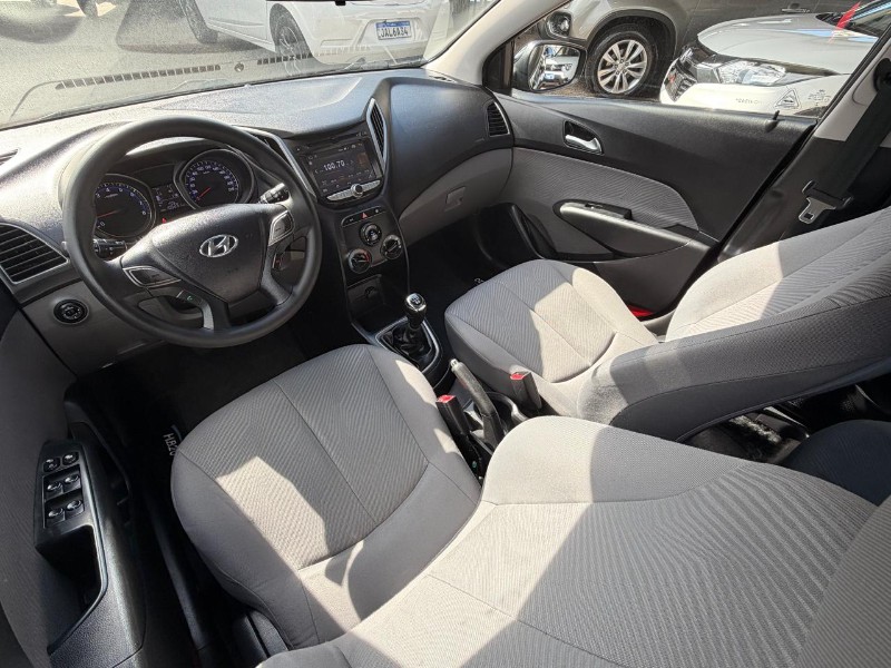 HYUNDAI HB20 1.6 PREMIUM /2013 AR MULTIMARCAS VENÂNCIO AIRES / Carros no Vale