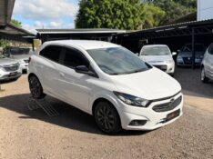 CHEVROLET ONIX 1.0 JOY BLACK /2021 AR MULTIMARCAS VENÂNCIO AIRES / Carros no Vale