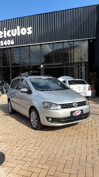 VOLKSWAGEN SPACEFOX 1.6 SPORTLINE 8V /2013 NEURI VEÍCULOS LAJEADO / Carros no Vale VOLKSWAGEN SPACEFOX 1.6 SPORTLINE 8V /2013 NEURI VEÍCULOS LAJEADO / Carros no Vale