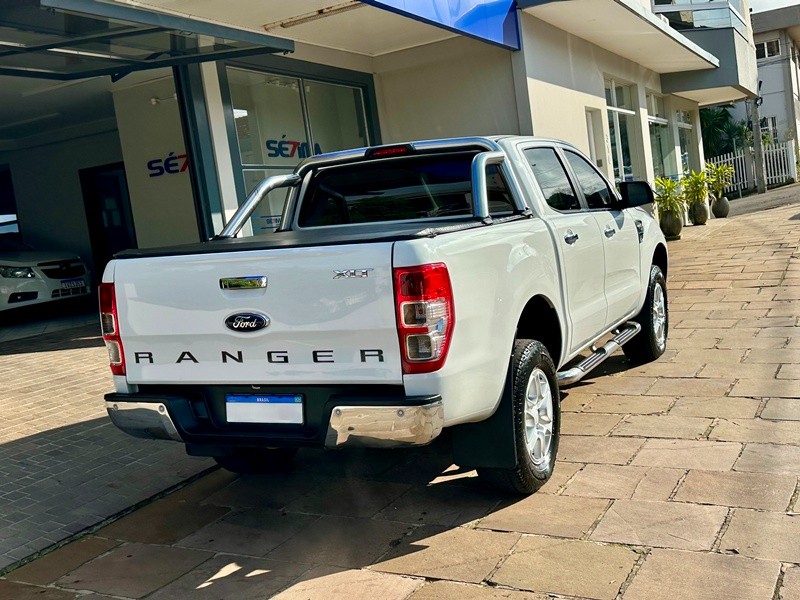 FORD RANGER XLT 2.5 16V 4X2 CD FLEX 2014/2014 SÉTIMA VEÍCULOS GUAPORÉ / Carros no Vale