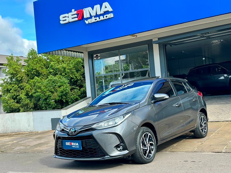 TOYOTA YARIS 1.5 XLS 2022/2023 SÉTIMA VEÍCULOS GUAPORÉ / Carros no Vale TOYOTA YARIS 1.5 XLS 2022/2023 SÉTIMA VEÍCULOS GUAPORÉ / Carros no Vale