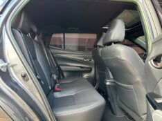 TOYOTA YARIS 1.5 XLS 2022/2023 SÉTIMA VEÍCULOS GUAPORÉ / Carros no Vale