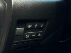 TOYOTA YARIS 1.5 XLS 2022/2023 SÉTIMA VEÍCULOS GUAPORÉ / Carros no Vale