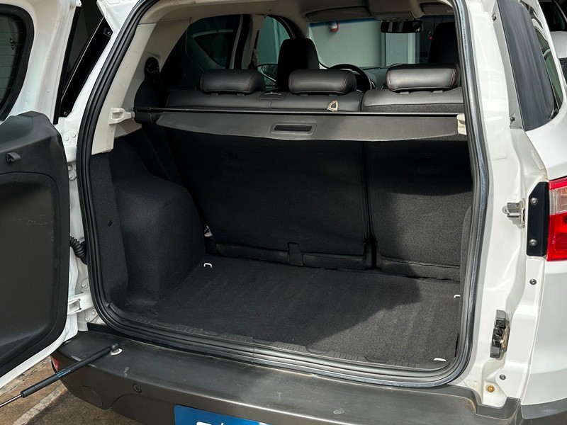 FORD ECOSPORT 2.0 TITANIUM PLUS 16V 2016/2017 SÉTIMA VEÍCULOS GUAPORÉ / Carros no Vale FORD ECOSPORT 2.0 TITANIUM PLUS 16V 2016/2017 SÉTIMA VEÍCULOS GUAPORÉ / Carros no Vale