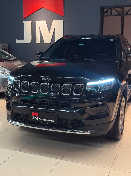 JEEP COMPASS 1.3 LONGITUDE T270 AT6 4X2 TURBO 2022 2022/2023 JM AUTOMÓVEIS VENÂNCIO AIRES / Carros no Vale JEEP COMPASS 1.3 LONGITUDE T270 AT6 4X2 TURBO 2022 2022/2023 JM AUTOMÓVEIS VENÂNCIO AIRES / Carros no Vale