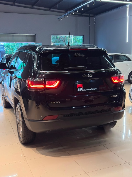 JEEP COMPASS 1.3 LONGITUDE T270 AT6 4X2 TURBO 2022 2022/2023 JM AUTOMÓVEIS VENÂNCIO AIRES / Carros no Vale JEEP COMPASS 1.3 LONGITUDE T270 AT6 4X2 TURBO 2022 2022/2023 JM AUTOMÓVEIS VENÂNCIO AIRES / Carros no Vale