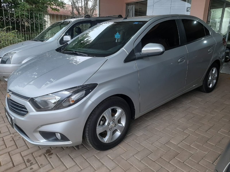 CHEVROLET PRISMA SED. LT 1.4 8V FLEXPOWER 4P 2018/2019 RENAUTO VEÍCULOS LAJEADO / Carros no Vale CHEVROLET PRISMA SED. LT 1.4 8V FLEXPOWER 4P 2018/2019 RENAUTO VEÍCULOS LAJEADO / Carros no Vale
