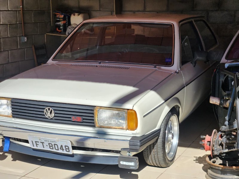 VOLKSWAGEN VOYAGE TURBO 1983/1983 TS VEÍCULOS ANTA GORDA / Carros no Vale