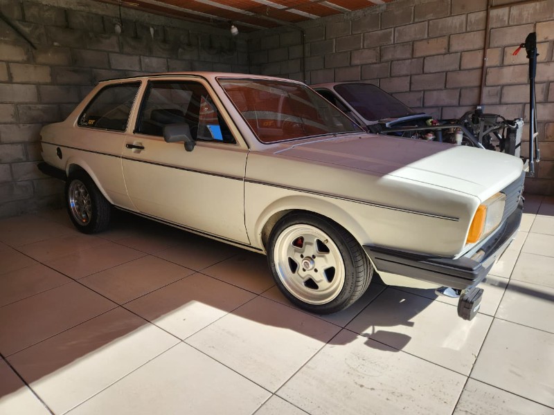 VOLKSWAGEN VOYAGE TURBO 1983/1983 TS VEÍCULOS ANTA GORDA / Carros no Vale