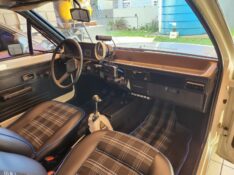 VOLKSWAGEN VOYAGE TURBO 1983/1983 TS VEÍCULOS ANTA GORDA / Carros no Vale
