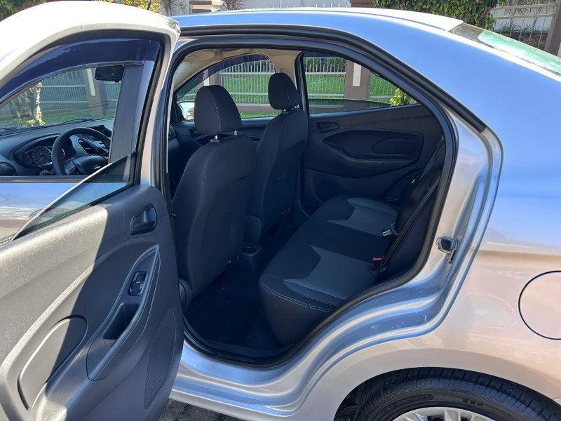 FORD KA + 1.5 ADVANCED SEDAN 16V FLEX 4P MANUAL 2018/2018 LS MULTIMARCAS VENÂNCIO AIRES / Carros no Vale