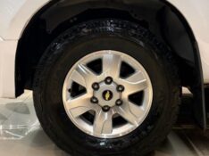 CHEVROLET S10 2.4 LT 4X2 8V 2012/2013 JM AUTOMÓVEIS VENÂNCIO AIRES / Carros no Vale