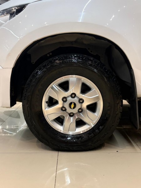 CHEVROLET S10 2.4 LT 4X2 8V 2012/2013 JM AUTOMÓVEIS VENÂNCIO AIRES / Carros no Vale