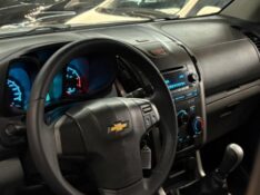 CHEVROLET S10 2.4 LT 4X2 8V 2012/2013 JM AUTOMÓVEIS VENÂNCIO AIRES / Carros no Vale
