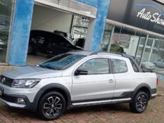 VOLKSWAGEN SAVEIRO 1.6 CROSS CD 16V FLEX 2P MANUAL /2023 AUTO SHOW SANTA CRUZ DO SUL / Carros no Vale