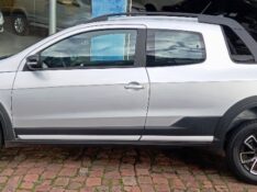 VOLKSWAGEN SAVEIRO 1.6 CROSS CD 16V FLEX 2P MANUAL /2023 AUTO SHOW SANTA CRUZ DO SUL / Carros no Vale