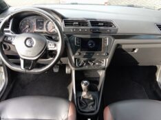 VOLKSWAGEN SAVEIRO 1.6 CROSS CD 16V FLEX 2P MANUAL /2023 AUTO SHOW SANTA CRUZ DO SUL / Carros no Vale