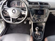 VOLKSWAGEN SAVEIRO 1.6 CROSS CD 16V FLEX 2P MANUAL /2023 AUTO SHOW SANTA CRUZ DO SUL / Carros no Vale