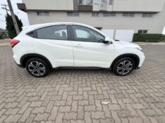 HONDA HR-V 1.8 16V FLEX LX 4P AUTOMÁTICO 2016/2016 ELY AUTOMÓVEIS LAJEADO / Carros no Vale