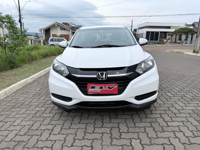 HONDA HR-V 1.8 16V FLEX LX 4P AUTOMÁTICO 2016/2016 ELY AUTOMÓVEIS LAJEADO / Carros no Vale