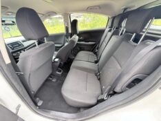 HONDA HR-V 1.8 16V FLEX LX 4P AUTOMÁTICO 2016/2016 ELY AUTOMÓVEIS LAJEADO / Carros no Vale